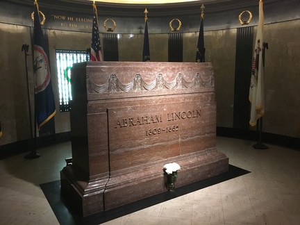 Lincolns Tomb5